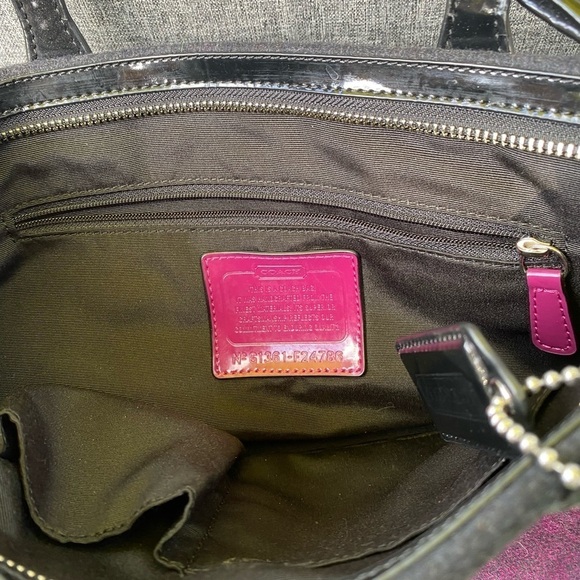 Coach |  gorgeous wool purse F24786 - Picture 12 of 14